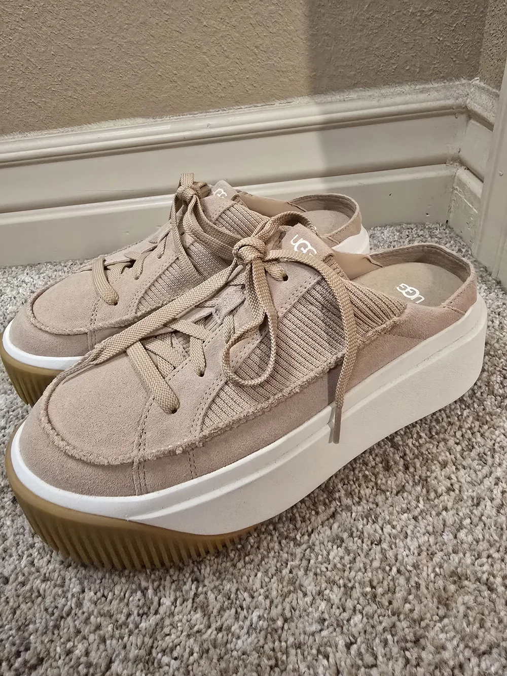 UGG Women’s Beige Platform Lace-Up Sneakers